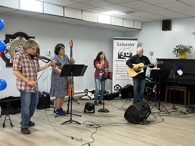 Live band playing at the Patriot Luncheon